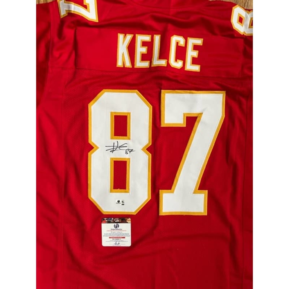 Travis Kelce Autographed Kansas City Chiefs XL Jersey with COA